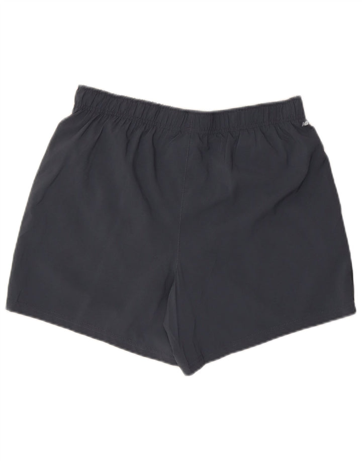 Pantalones cortos deportivos New Balance para hombre gris medio