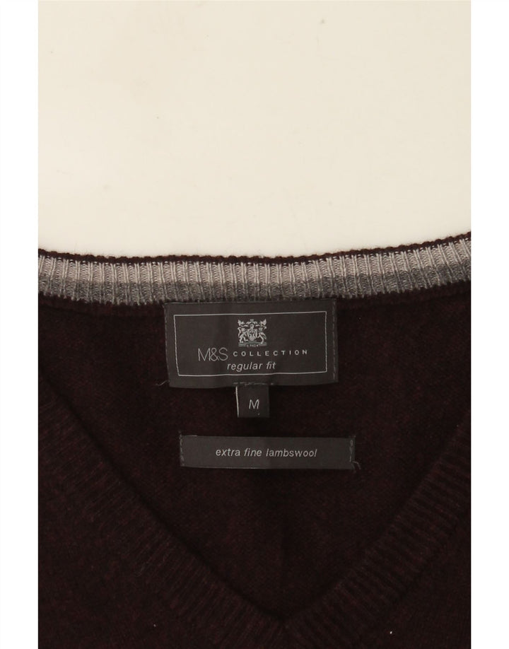 Marks & Spencer Camiseta sin mangas de ajuste regular para hombre de lana de cordero color burdeos medio