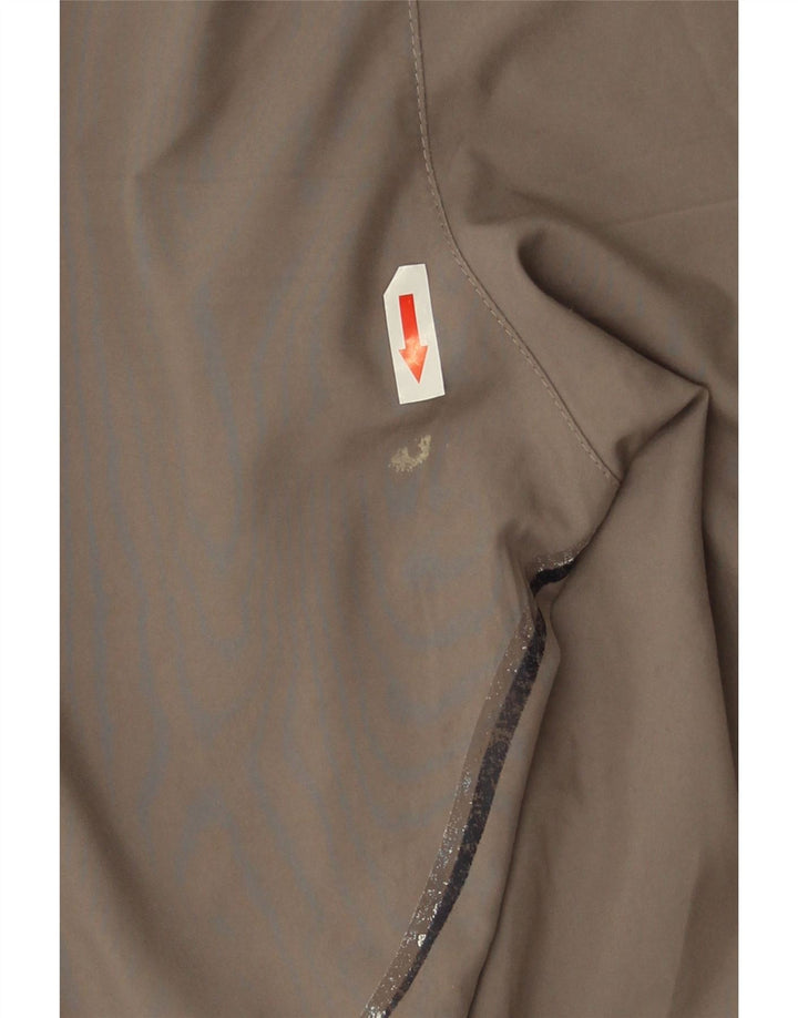 Pantalones cortos deportivos con gráficos Puma en marrón medio para hombre