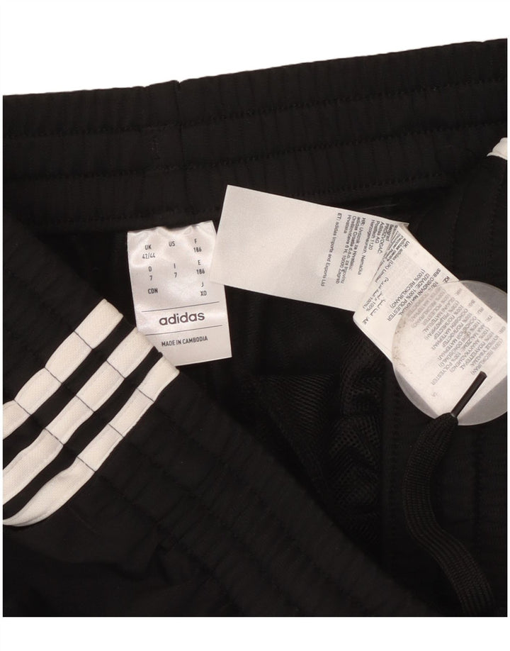 Adidas - Pantalones de chándal para hombre, talla 42/44, color negro, poliéster