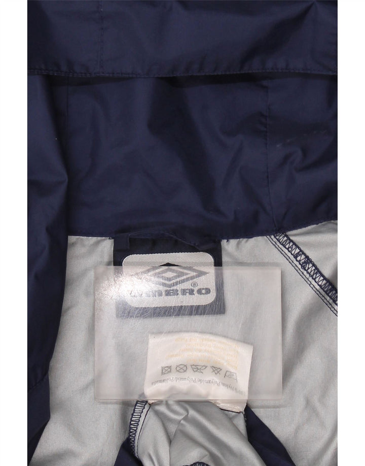 UMBRO Chaqueta impermeable con capucha y gráfico para hombre UK 36 Small Azul marino Nylon