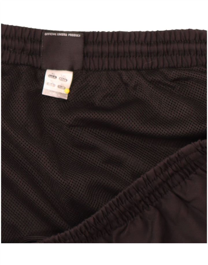 Pantalones Cortos Deportivos Umbro Hombre XL Poliéster Geométrico Negro