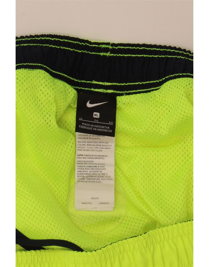 Pantalones cortos deportivos Nike para hombre XL Poliéster verde