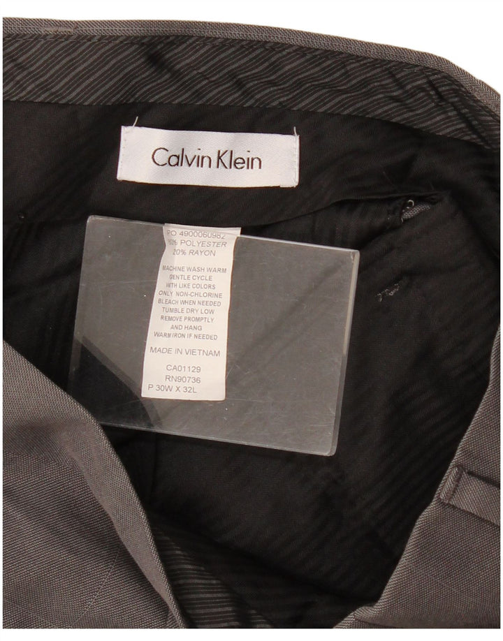 CALVIN KLEIN Pantalón de traje recto para hombre W30 L32 Poliéster a cuadros gris
