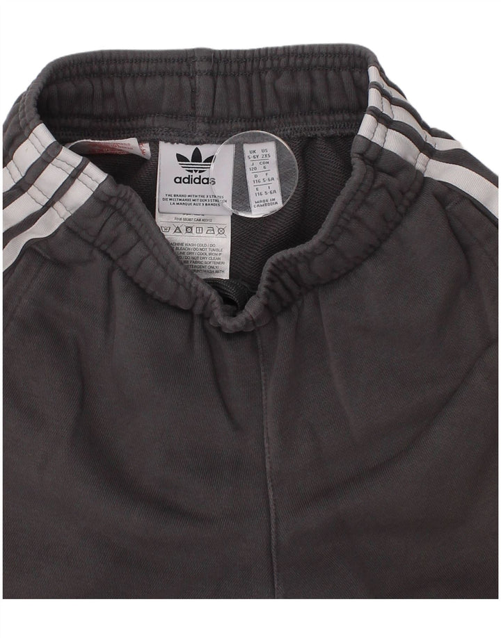Adidas Pantalones cortos deportivos para niño 5-6 años Gris Algodón Deportes