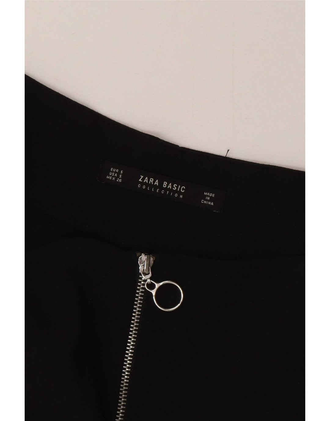 Zara Mujer Cullotes Capri Pantalones Pequeños W26 L19 Seda Negra