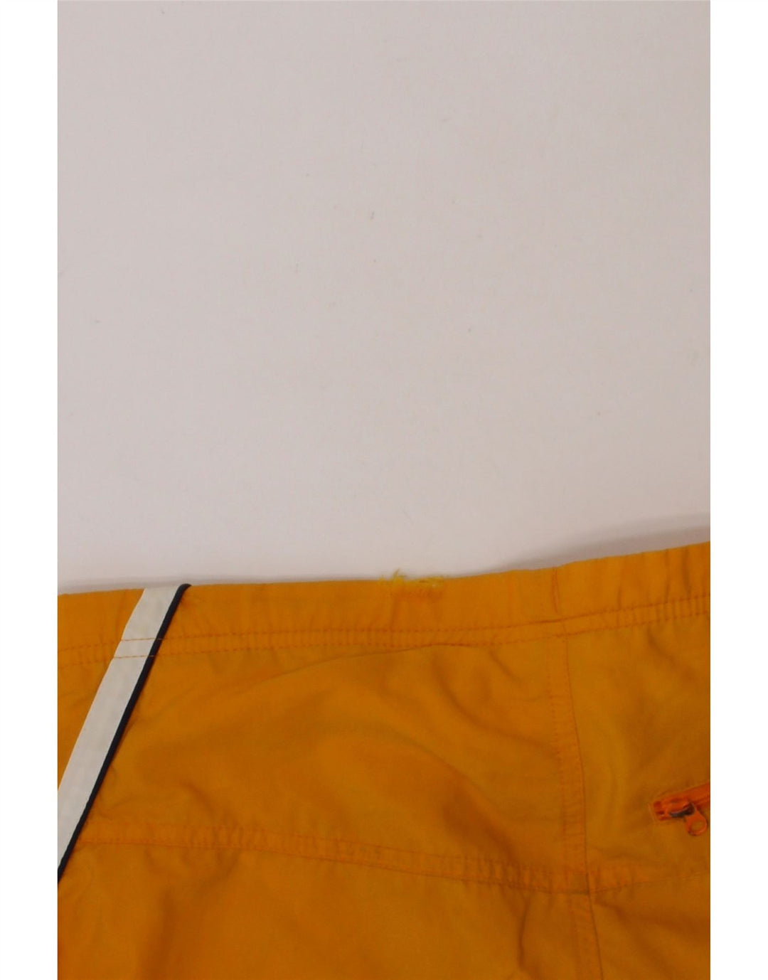 NIKE Boys Graphic Sport Shorts 12-13 Years Large Orange Vintage Nike and Second-Hand Nike from Messina Hembry 