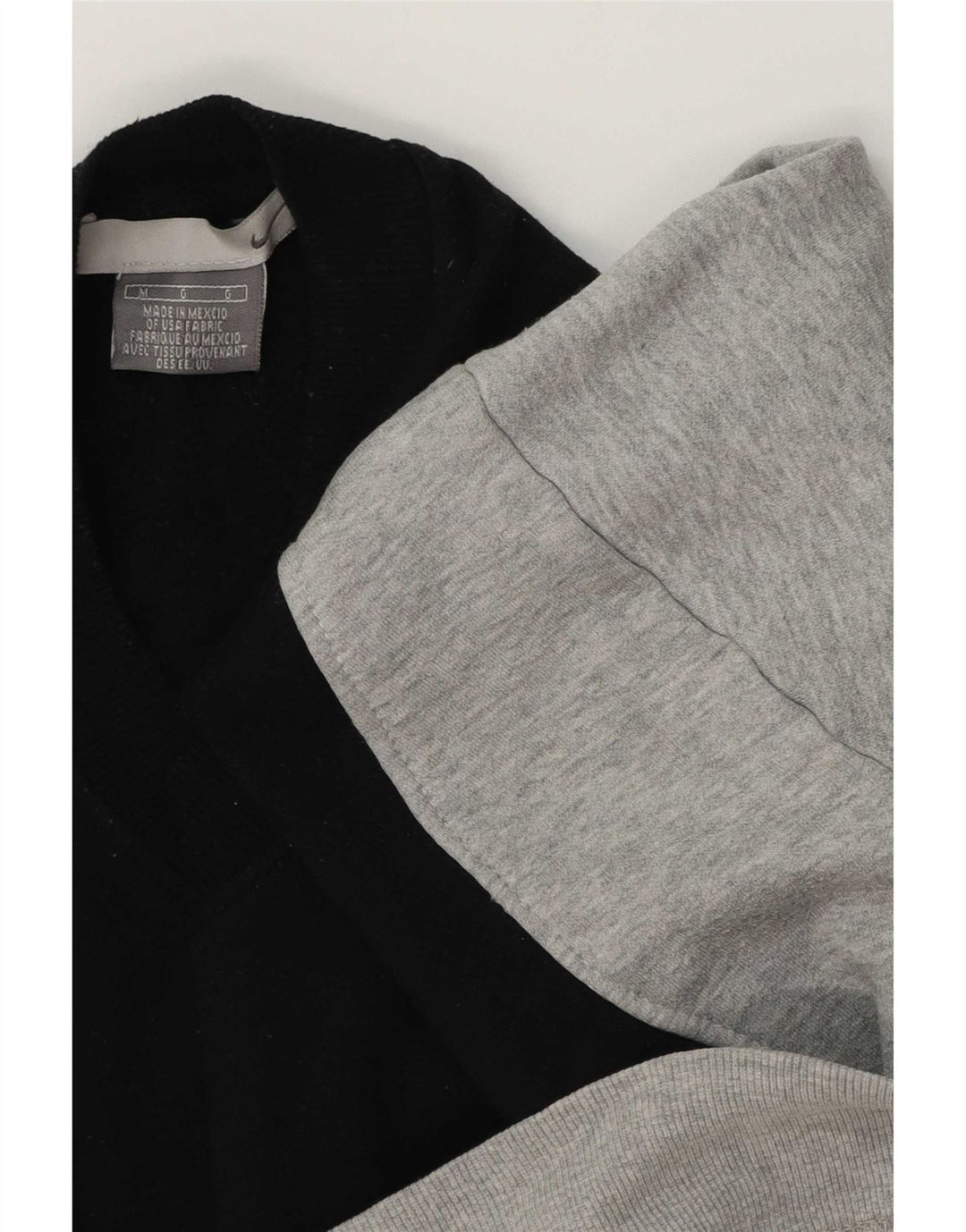 Nike - Sudadera gráfica para mujer, talla 44, talla mediana, color negro
