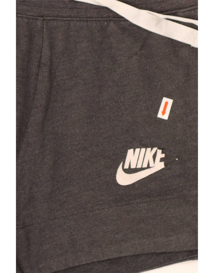 Nike - Pantalones cortos deportivos para mujer, talla 40, poliéster gris pequeño