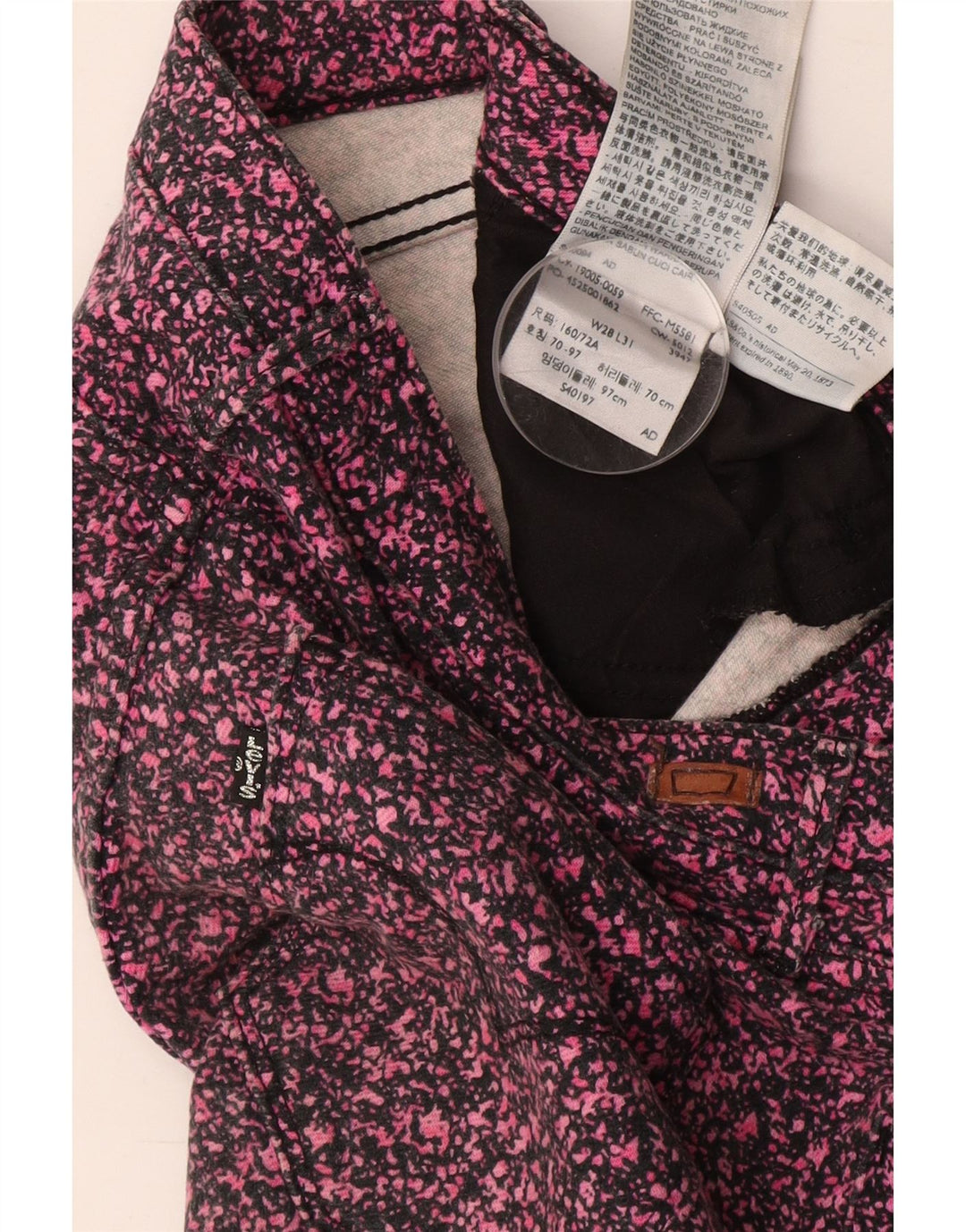 LEVI'S Pantalones informales ajustados para mujer W28 L31 Algodón con lunares rosas