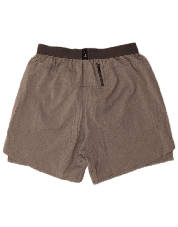 Pantalones cortos deportivos Nike Dri Fit para hombre Poliéster gris medio