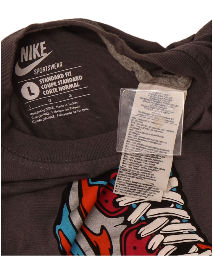 NIKE Camiseta gráfica de ajuste estándar para hombre, talla grande, algodón gris