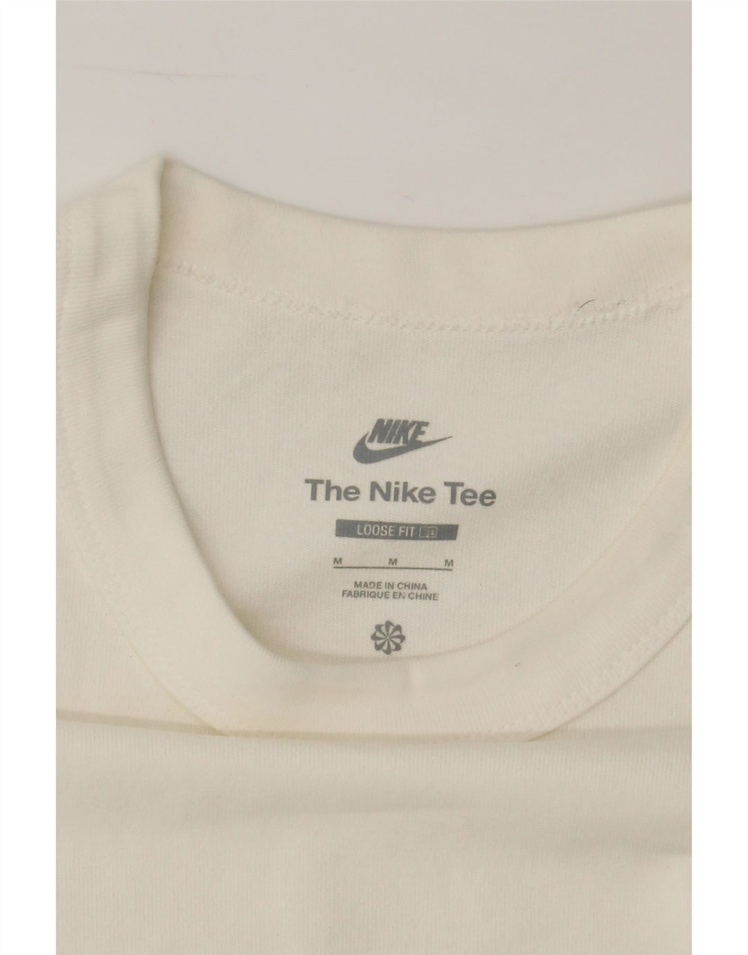 NIKE Mens Loose Fit T-Shirt Top Medium White Cotton Vintage Nike and Second-Hand Nike from Messina Hembry 