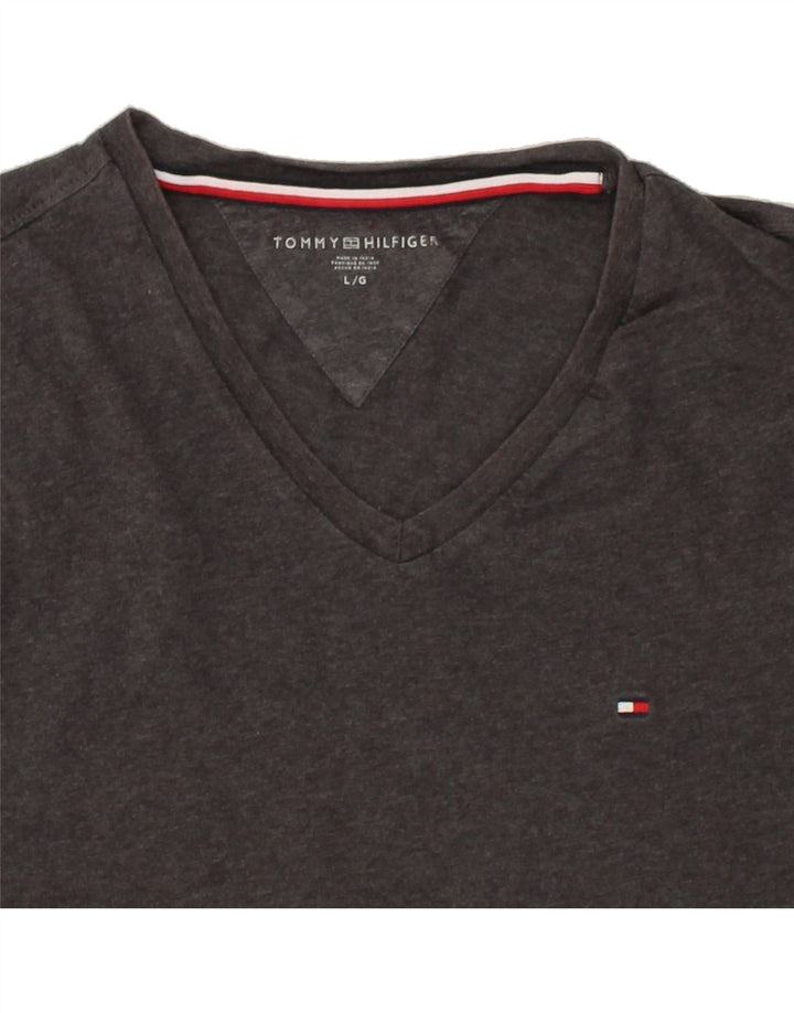 TOMMY HILFIGER Mens T-Shirt Top Large Grey Cotton Vintage Tommy Hilfiger and Second-Hand Tommy Hilfiger from Messina Hembry 