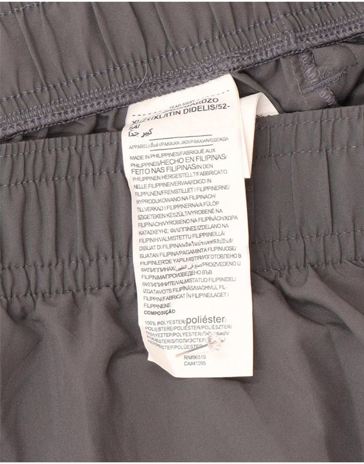 Under Armour Pantalones cortos deportivos regulares con gráfico para hombre XL Poliéster gris