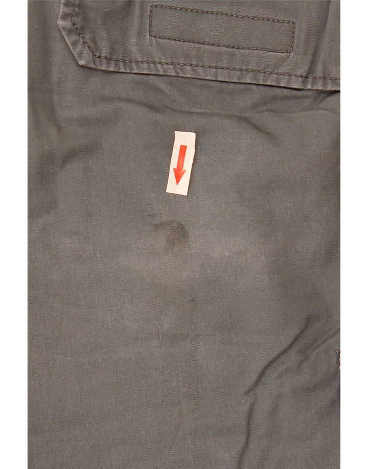 Rifle pantalones cortos cargo para hombre W34 grande gris
