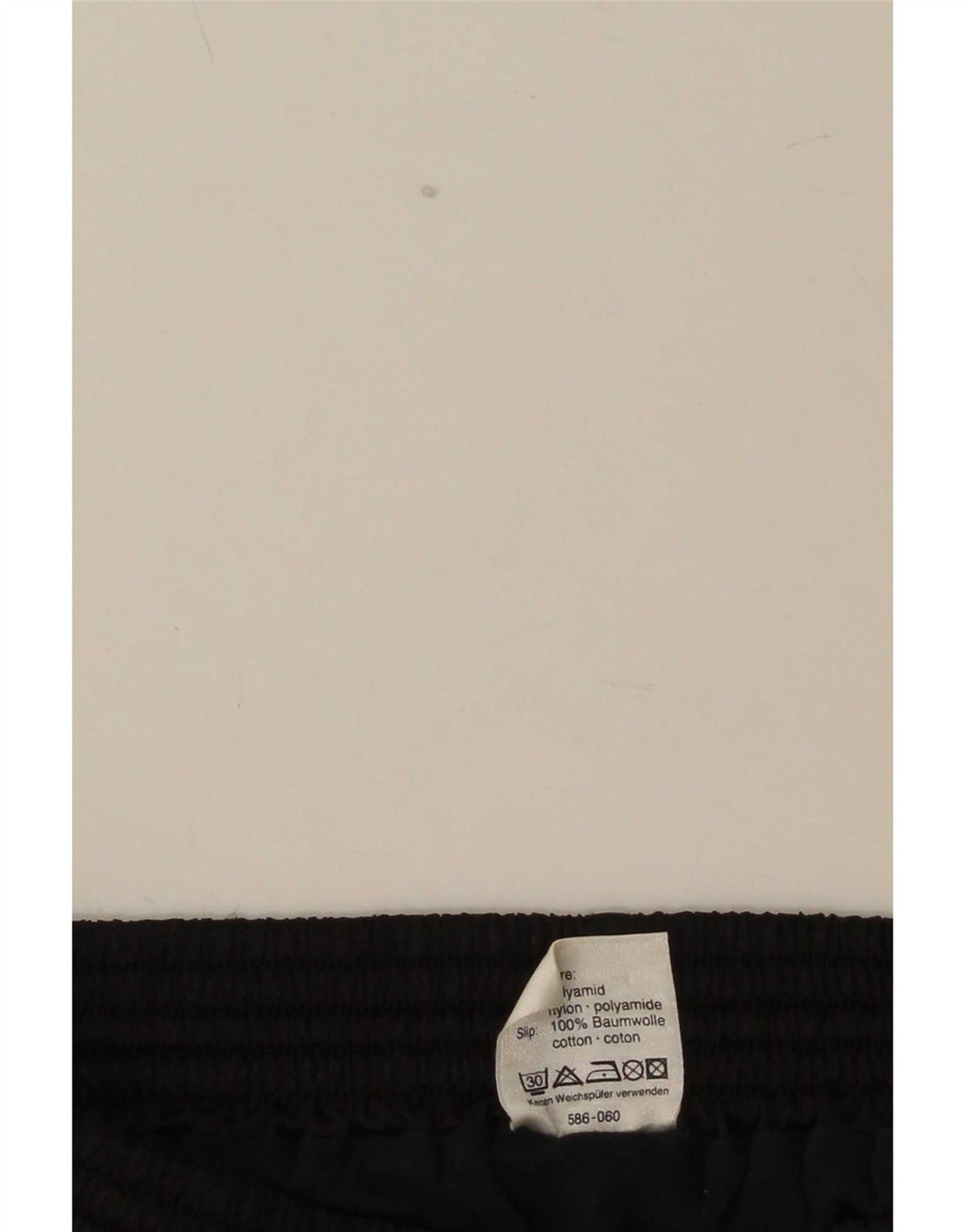Erima Pantalones cortos deportivos para mujer UK 6 XS Poliéster negro