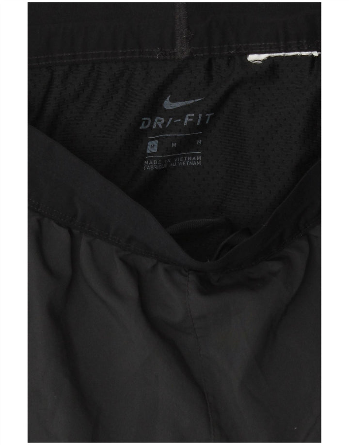 Pantalones cortos deportivos Nike Dri Fit para hombre gris medio