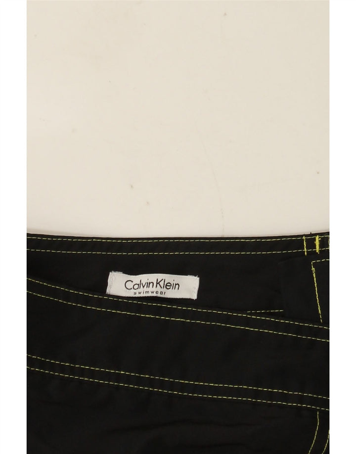 CALVIN KLEIN Bañador con estampado gráfico para hombre, talla grande, negro