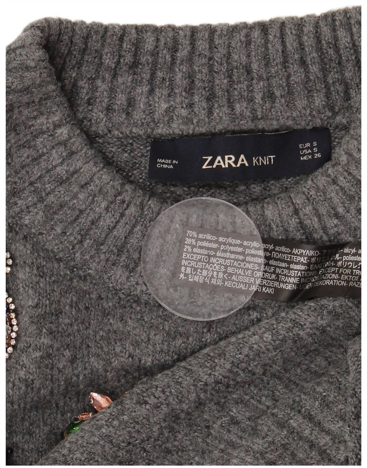 Zara Mujer Suéter De Cuello Redondo Gráfico De Gran Tamaño UK 10 Small Gris