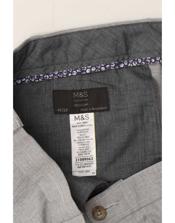 Marks & Spencer Pantalones casuales regulares para hombre W40 L29 Poliéster gris