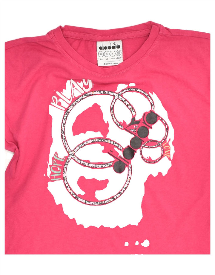 DIADORA Girls Graphic T-Shirt Top 8-9 Years Medium Pink Cotton | Vintage Diadora | Thrift | Second-Hand Diadora | Used Clothing | Messina Hembry 