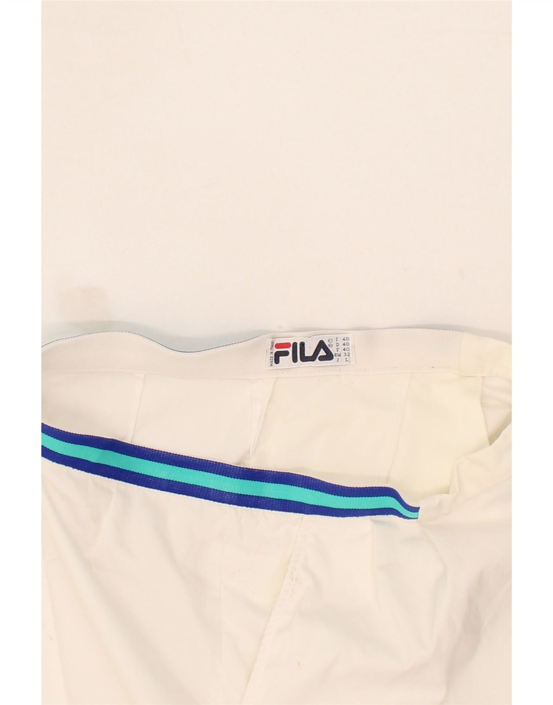 FILA Womens Pegged Chino Shorts Large W32  White Cotton Vintage Fila and Second-Hand Fila from Messina Hembry 