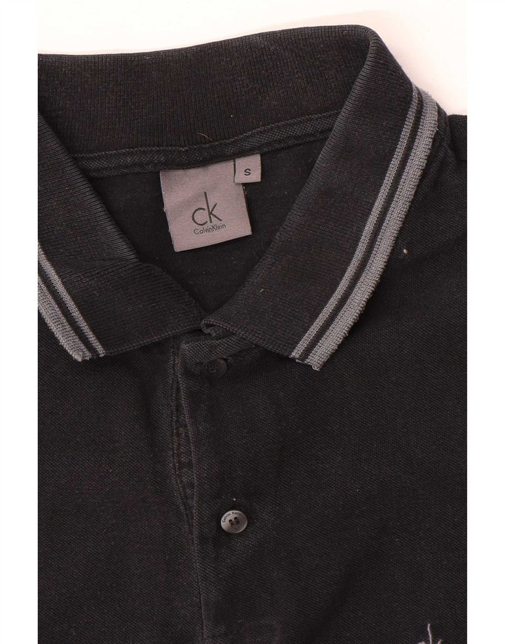 Polo Calvin Klein para hombre pequeño a rayas negras