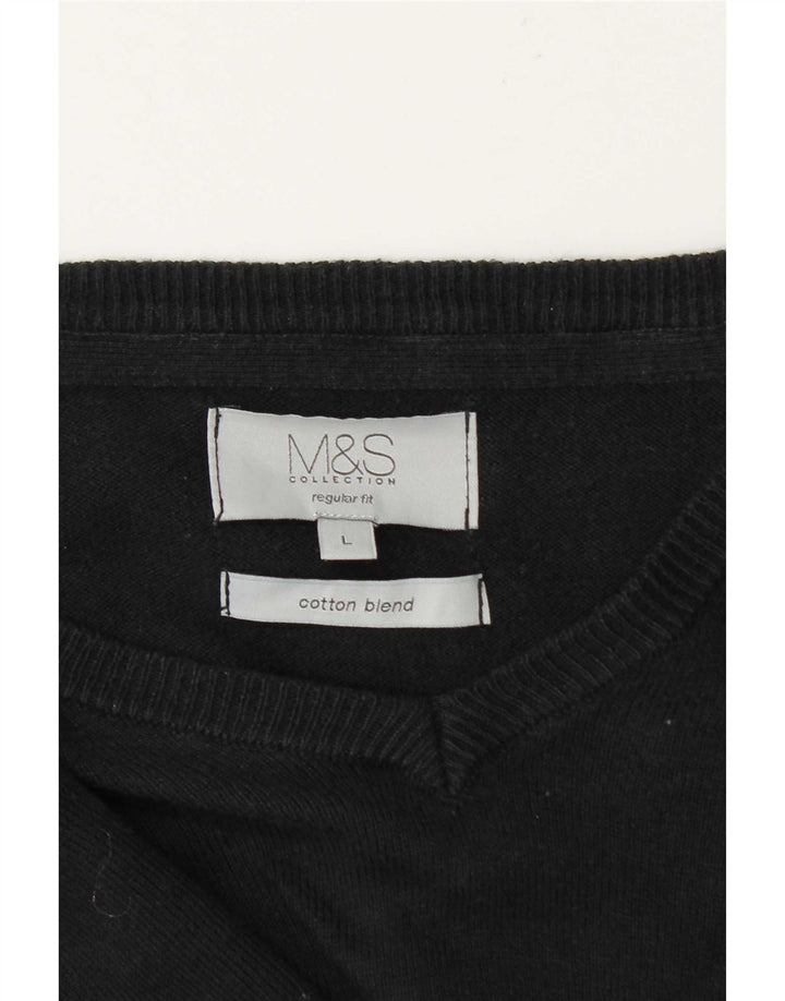 Marks & Spencer Jersey de corte regular con cuello en V para hombre, talla grande, algodón negro