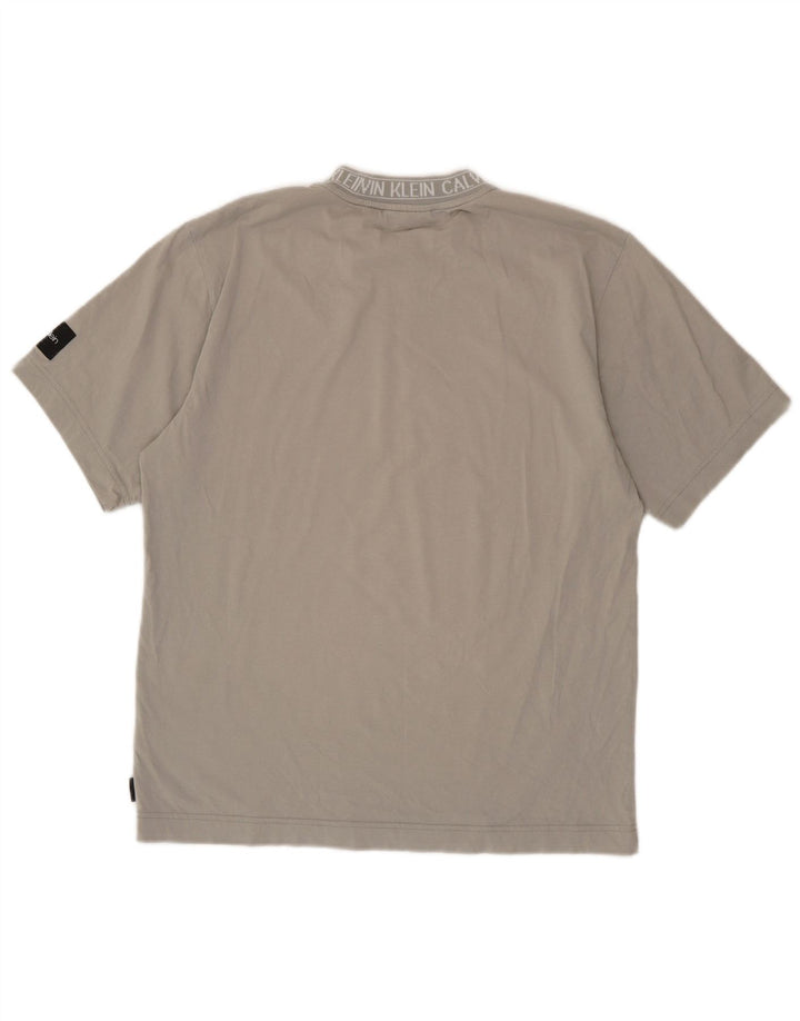 Calvin Klein - Camiseta gráfica para hombre, parte superior de algodón gris medio