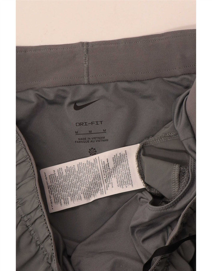 Pantalones cortos deportivos Nike Dri Fit para hombre Poliéster gris medio