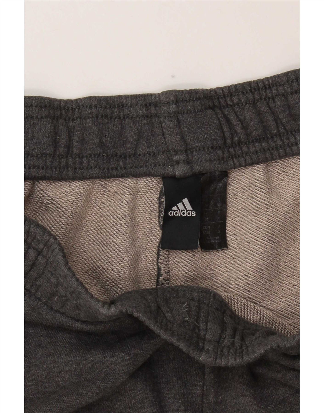 Pantalones cortos deportivos con gráficos Adidas para hombre de algodón gris medio