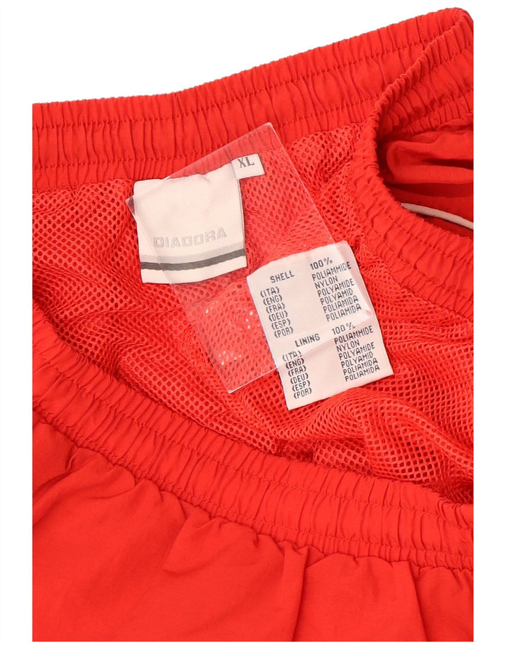 Diadora Pantalón Corto Deportivo Hombre XL Nylon Rojo