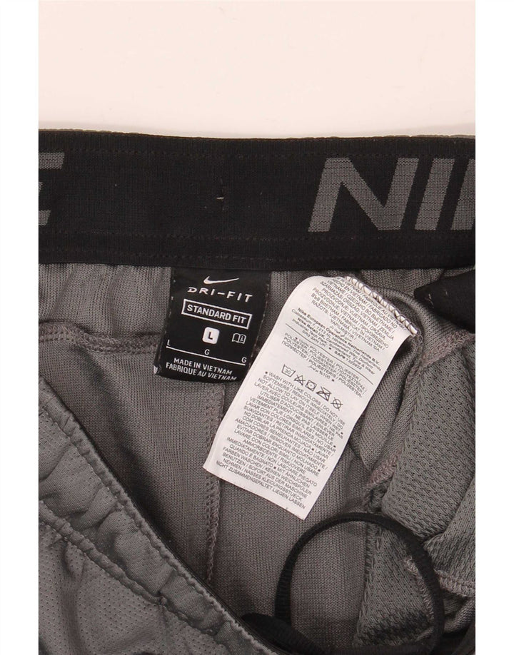 Pantalones cortos deportivos Nike Dri Fit Standard para hombre, poliéster color block, color gris grande