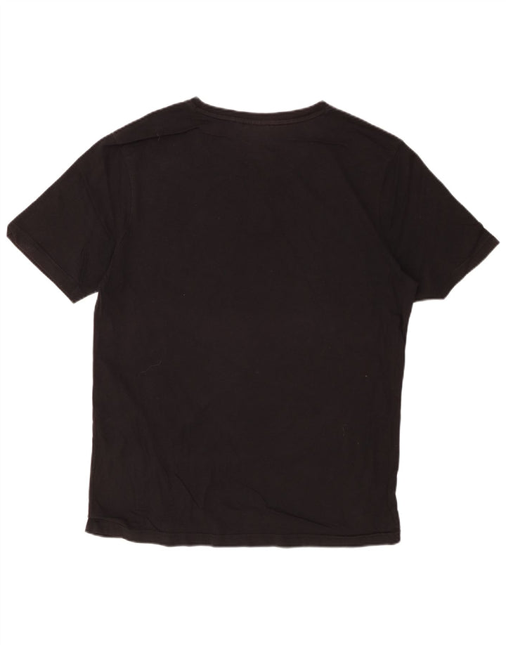 FILA - Camiseta gráfica para hombre, talla grande, color negro