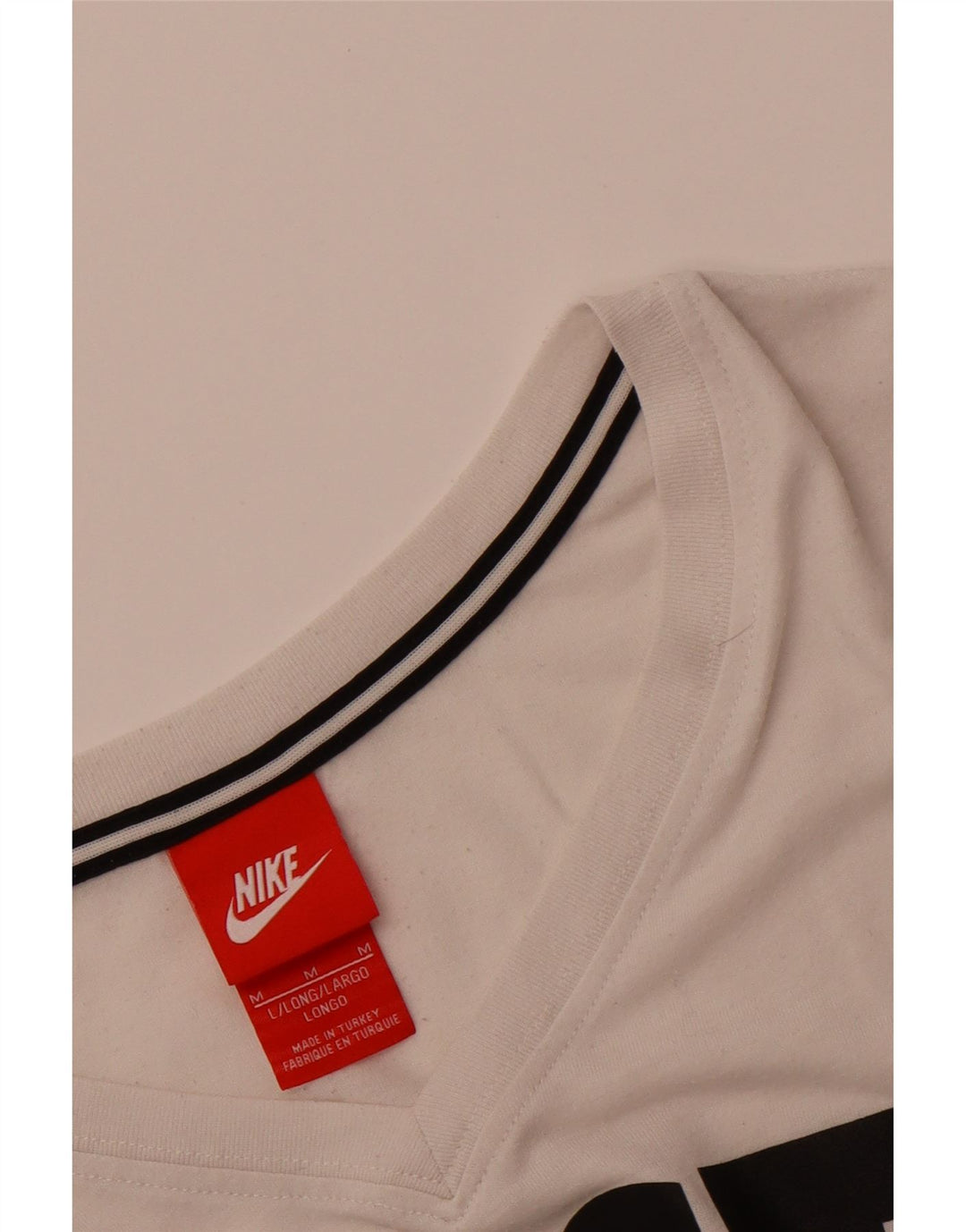 Nike - Camiseta gráfica para mujer, talla 40, color blanco apagado