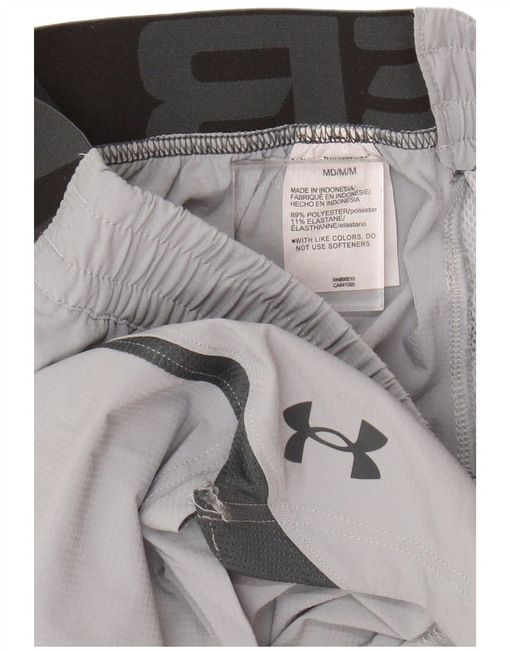 Under Armour Hombre Pantalones cortos deportivos con estampado de poliéster color block en gris medio