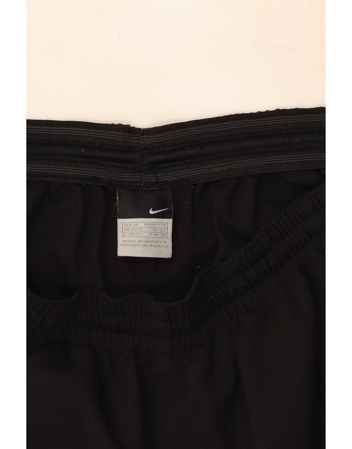 Pantalones cortos deportivos Nike para hombre en color negro mediano