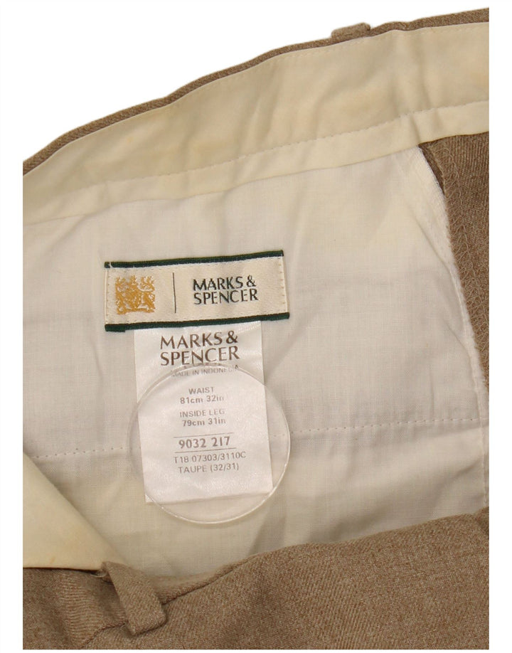 Marks & Spencer Pantalón chino recto para hombre W32 L31 Poliéster beige