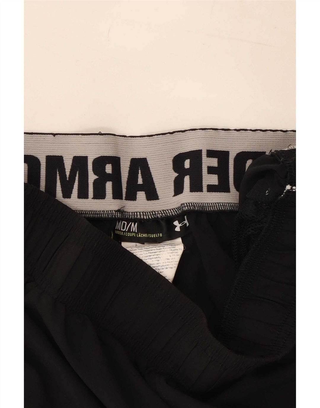 Under Armour Shorts deportivos con gráficos para hombre, color negro mediano