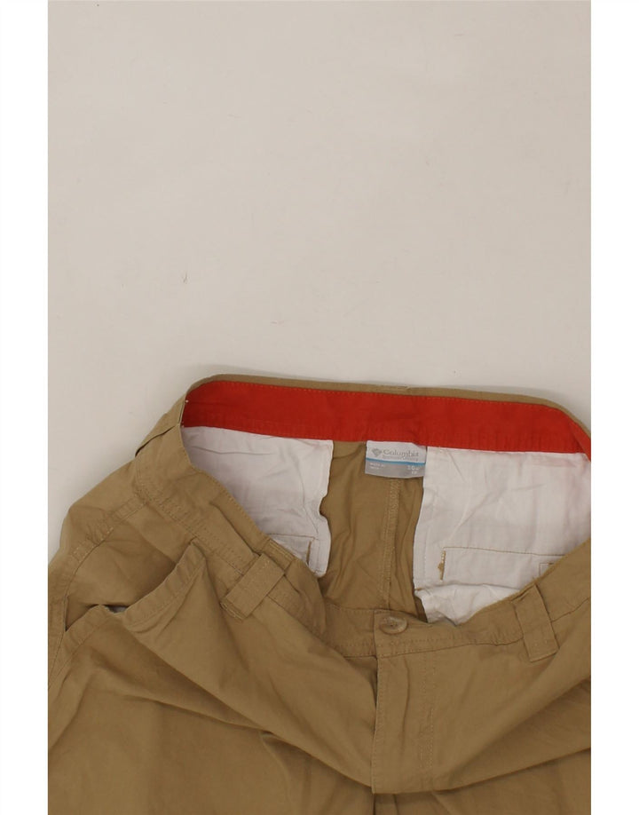 COLUMBIA Mens Chino Shorts W30 Medium Beige Cotton Vintage Columbia and Second-Hand Columbia from Messina Hembry 