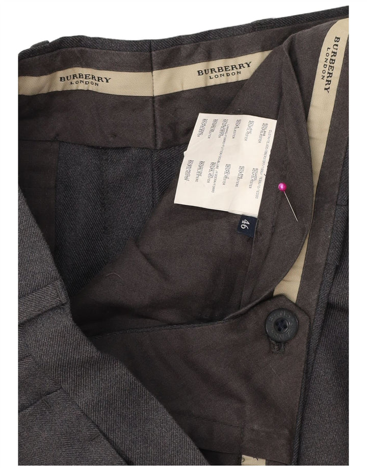 Burberry Pantalón de traje con pinzas para hombre IT 46 Small W34 L30 Poliéster gris