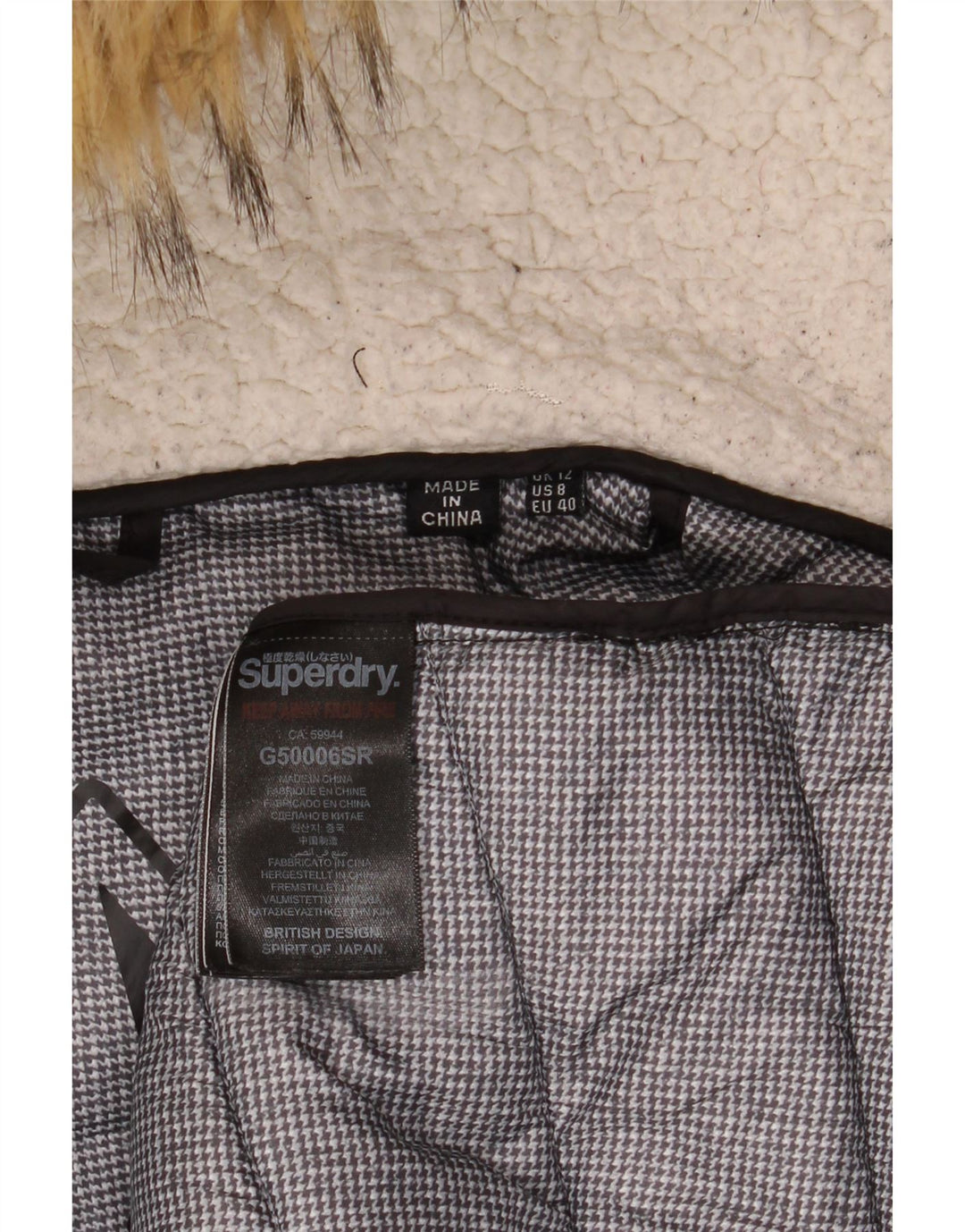 Superdry Abrigo acolchado con capucha para mujer, talla 48, nailon negro mediano