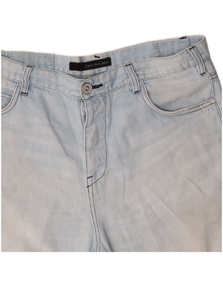 Calvin Klein Pantalones cortos de mezclilla desgastados para hombre W36 Azul grande