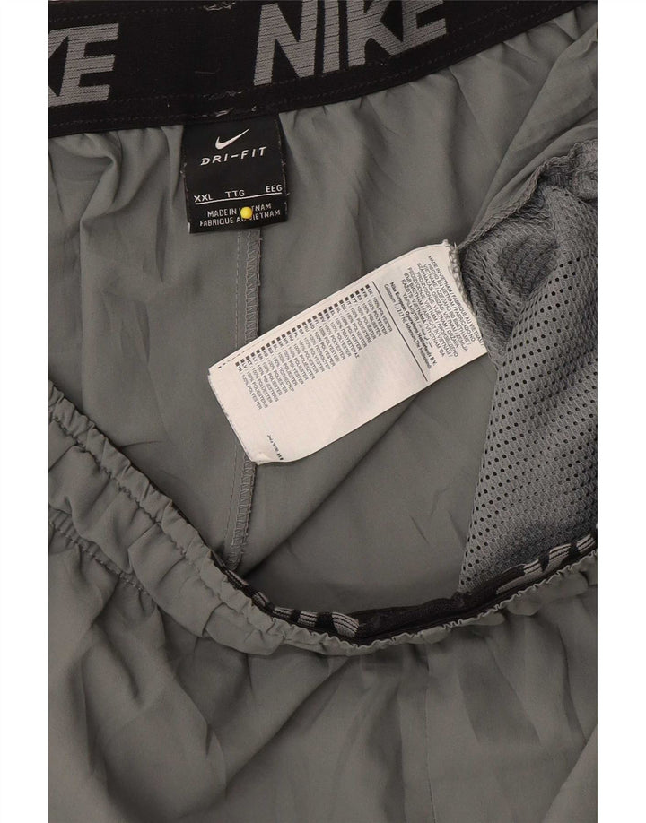 Nike Dri Fit Graphic - Pantalones cortos deportivos para hombre, talla 2XL, poliéster a rayas grises