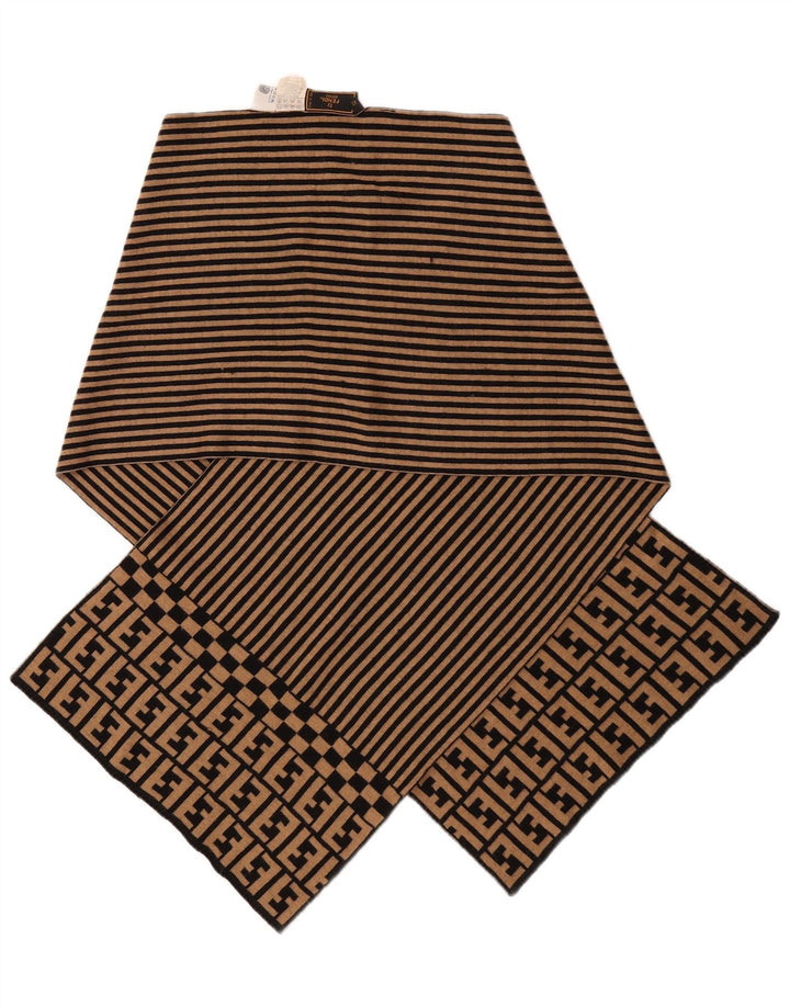 Fendi Chal para mujer IT 42 Diseñador de lana merino a rayas beige mediano