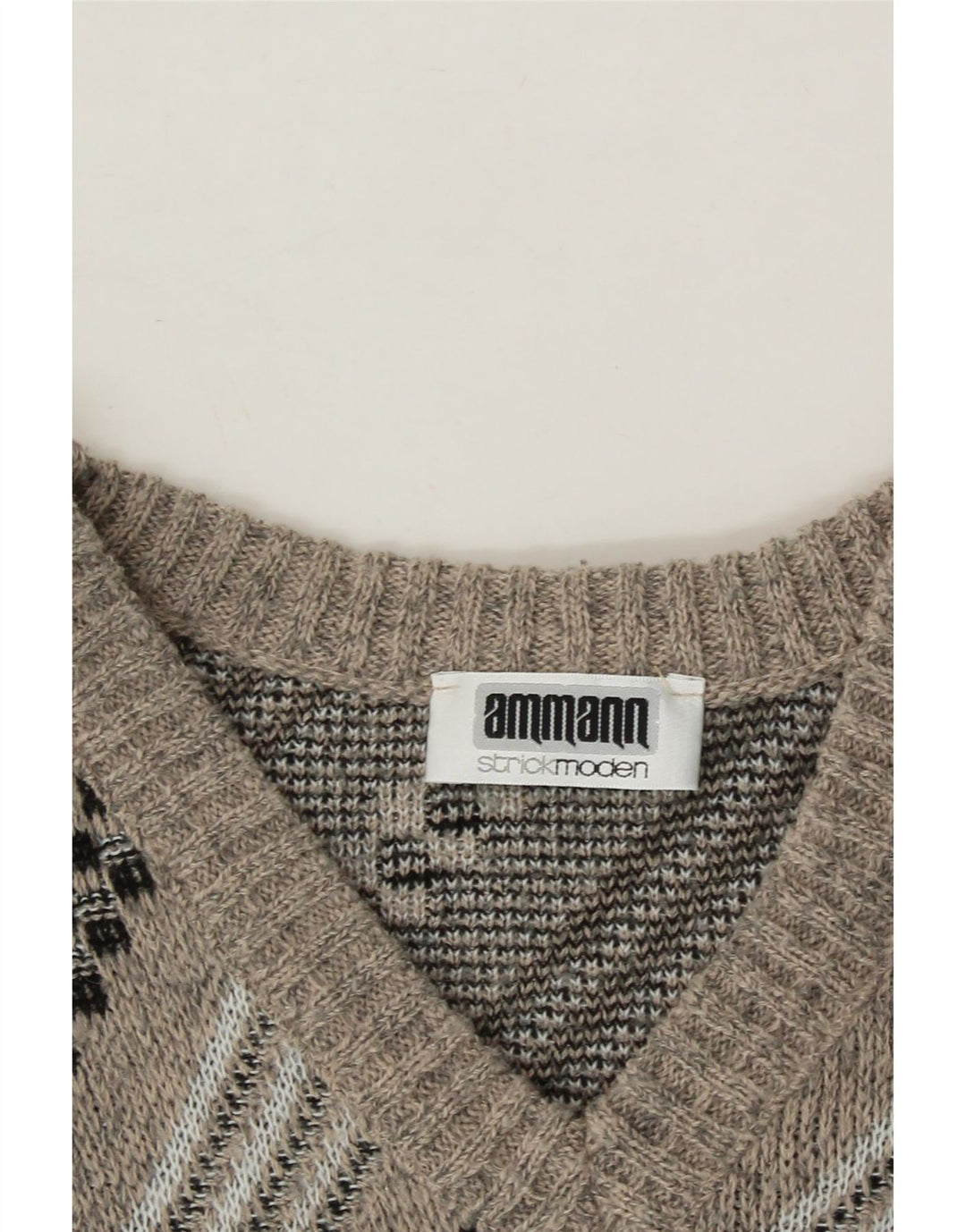 VINTAGE Mens V-Neck Jumper Sweater IT 50 Medium Grey Striped Polyacrylic Vintage Vintage and Second-Hand Vintage from Messina Hembry 