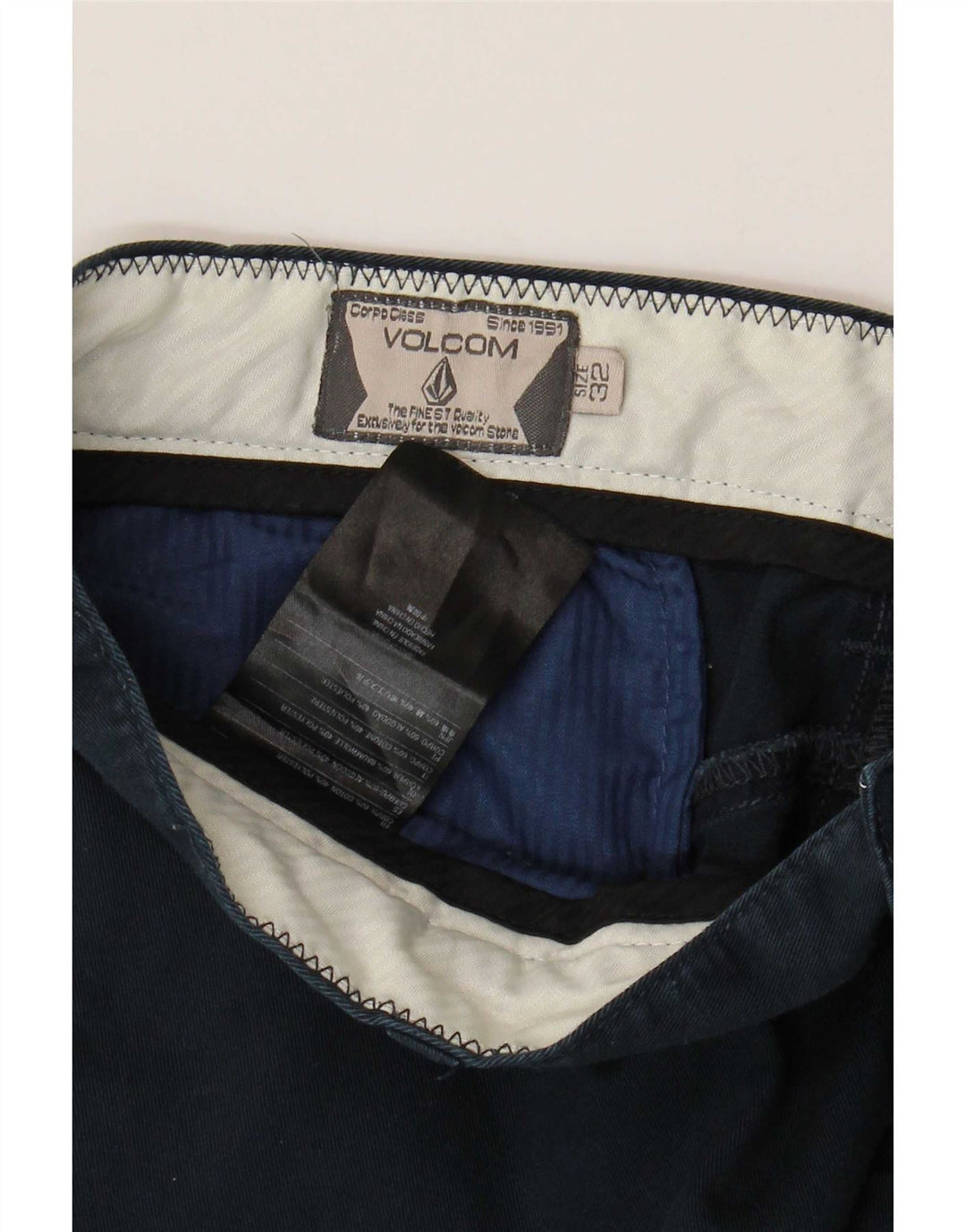 Pantalones cortos chinos Volcom para hombre W32 Algodón azul marino mediano