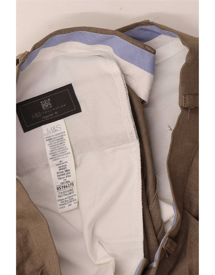 Pantalones de traje Marks & Spencer de corte regular para hombre W38 L31 Poliéster beige