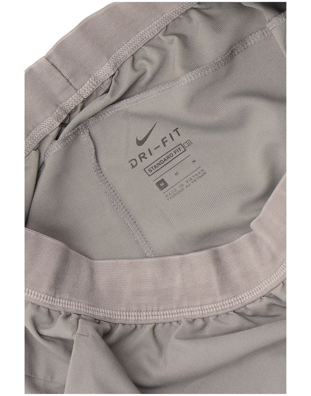 Pantalones cortos deportivos Nike Dri Fit de ajuste estándar para hombre gris medio